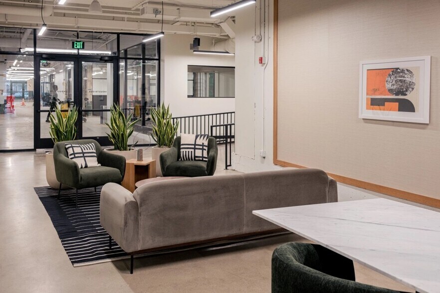 More Photos Of 1060 N Capitol Ave, Indianapolis Coworking Space