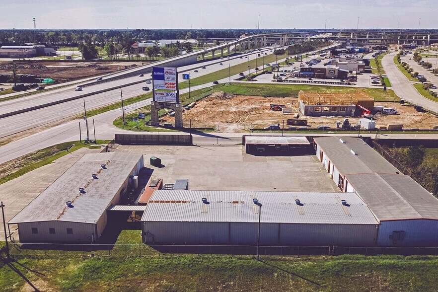 More Photos Of 21262 US Highway 59, New Caney Manufacturing For Sale