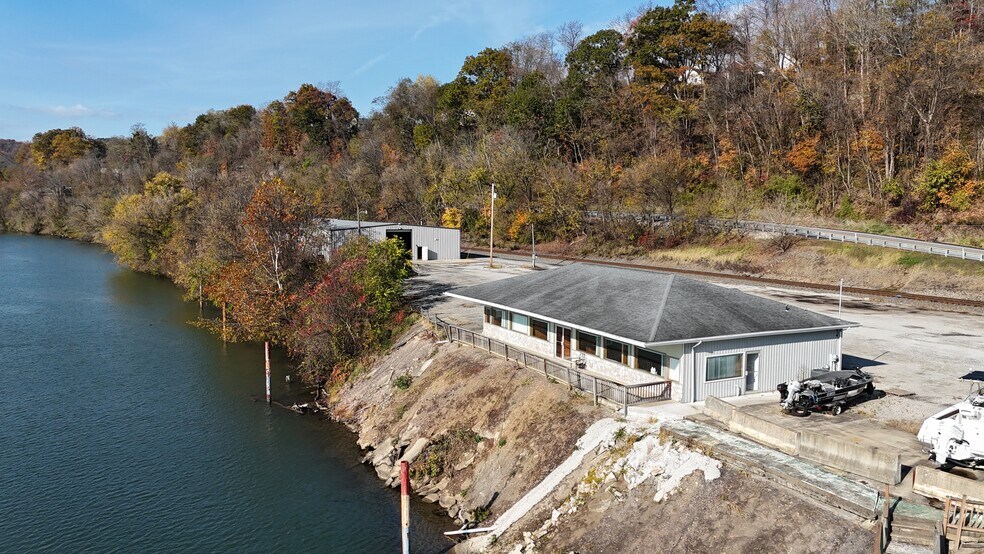 More Photos Of 736 Front St, Fredericktown Warehouse For Sale