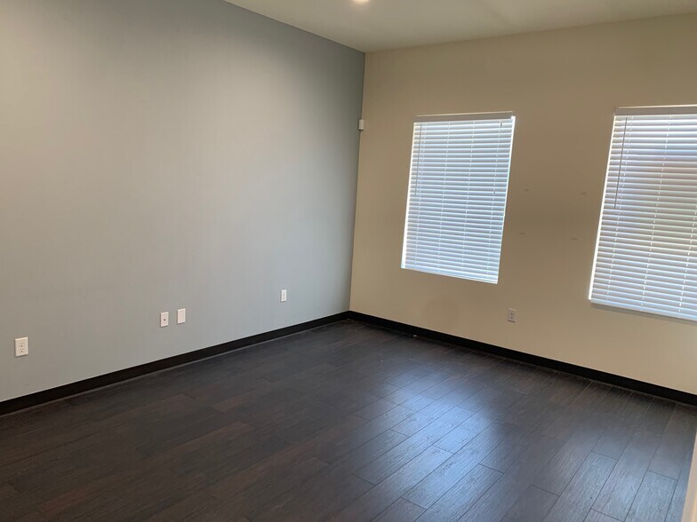 More Photos Of 138 Old San Antonio Rd, Boerne Medical For Lease