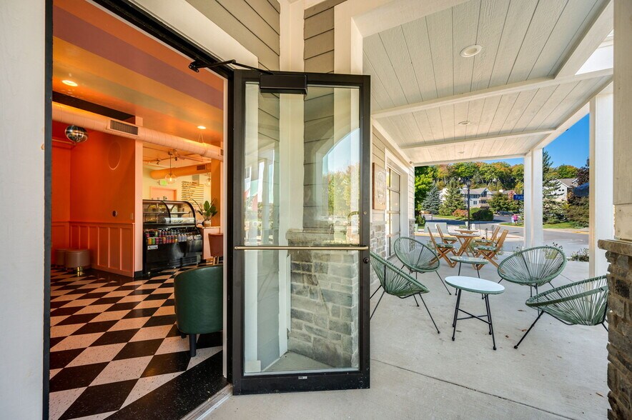 More Photos Of 2363 Mill Rd, Sister Bay Apartments For Sale