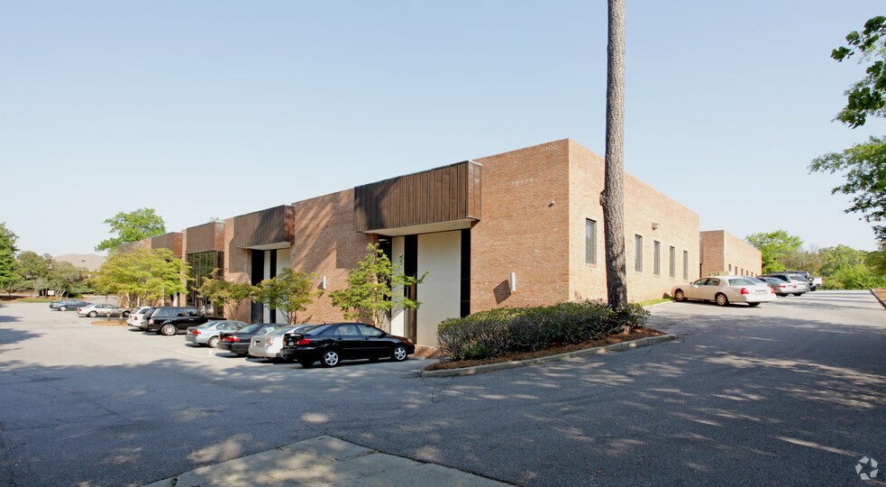 More Photos Of 2700 Middleburg Dr, Columbia Office For Lease