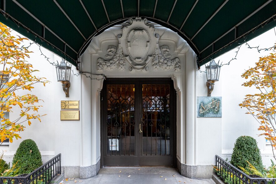 Primary Photo Of 60 Gramercy Park N, New York Apartments For Sale