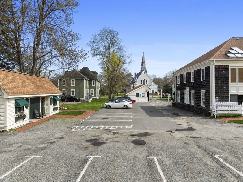 More Photos Of 21 Eliot St, Natick Office For Sale