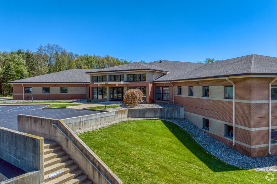More Photos Of 6535 Seeco Dr, Kalamazoo Medical For Lease