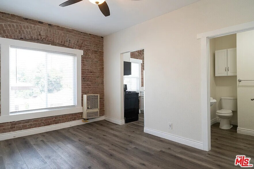 More Photos Of 1984 Park Grove Ave, Los Angeles Apartments For Sale