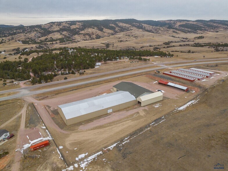 More Photos Of 27592 N 79 Hwy, Hot Springs Warehouse For Lease