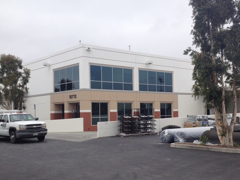 More Photos Of 10717 Norwalk Blvd, Santa Fe Springs Distribution For Lease