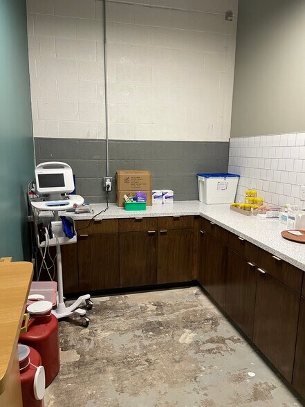 More Photos Of 120 St Louis Ave, Fort Worth Office For Lease