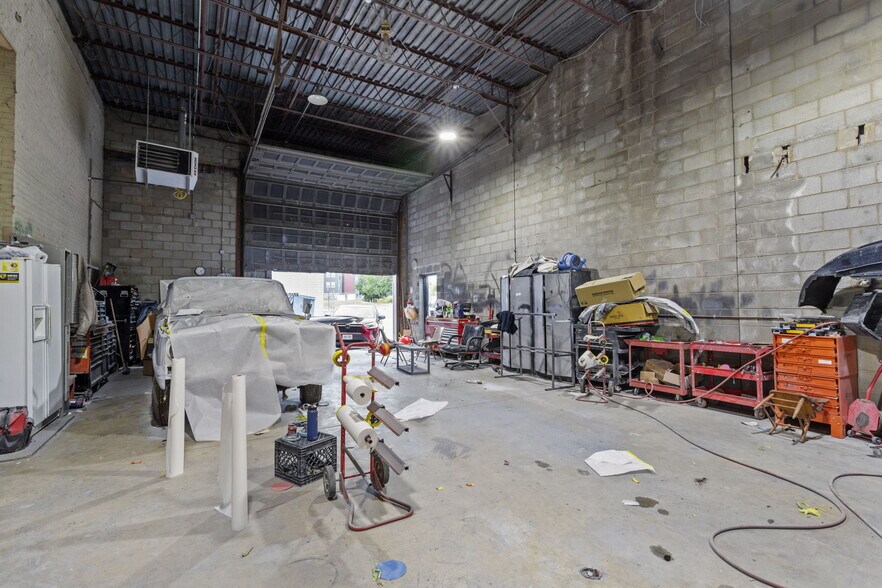 More Photos Of 1605 Brook Rd, Richmond Warehouse For Sale