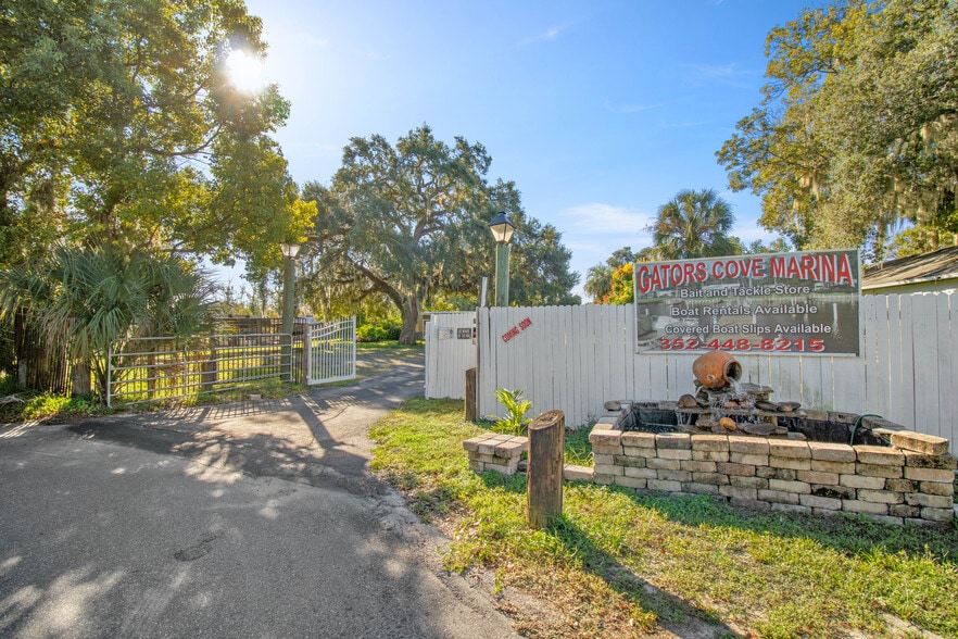 More Photos Of 6808 Lake Griffin Rd, Lady Lake Hotel For Sale