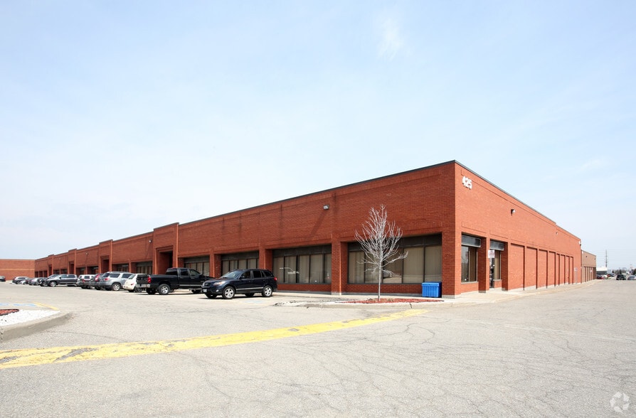 Primary Photo Of 425 Admiral Blvd, Mississauga Warehouse For Lease
