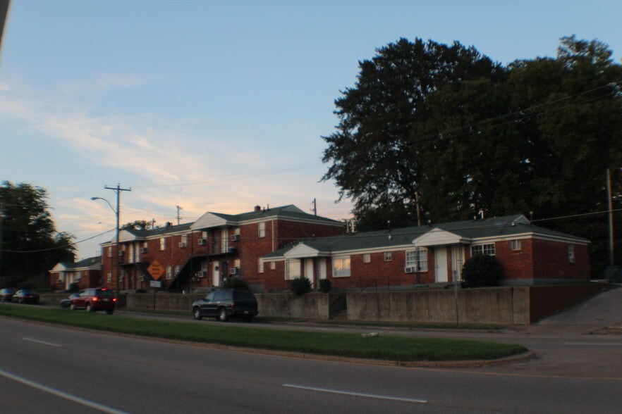 Primary Photo Of 596 S Danny Thomas Blvd, Memphis Apartments For Sale