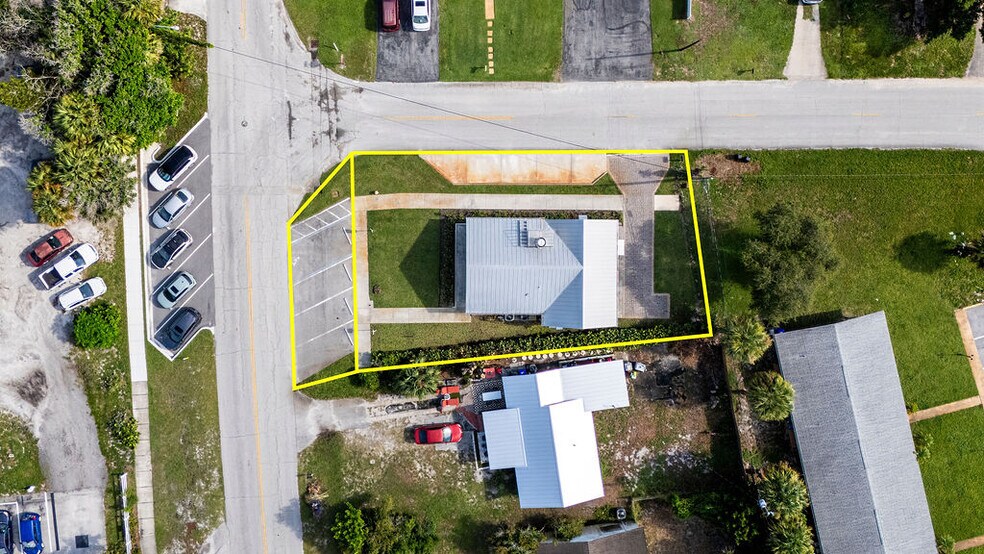 More Photos Of 1766 14th Ave, Vero Beach Restaurant For Sale
