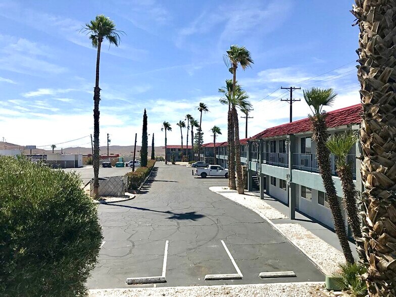 More Photos Of 1243 E Main St, Barstow Hotel For Sale