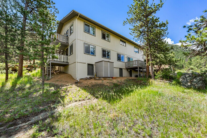 More Photos Of 257 Moccasin, Estes Park Apartments For Sale