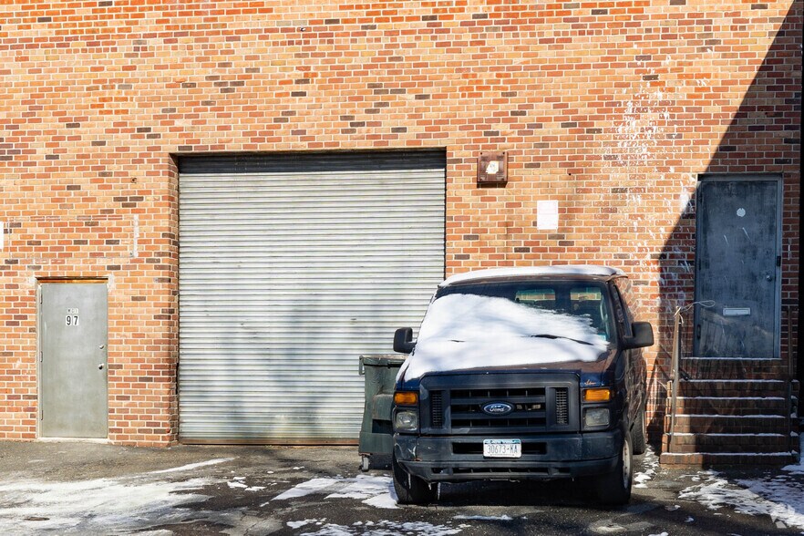 More Photos Of 97 E Valley Stream Blvd, Valley Stream Industrial For Sale