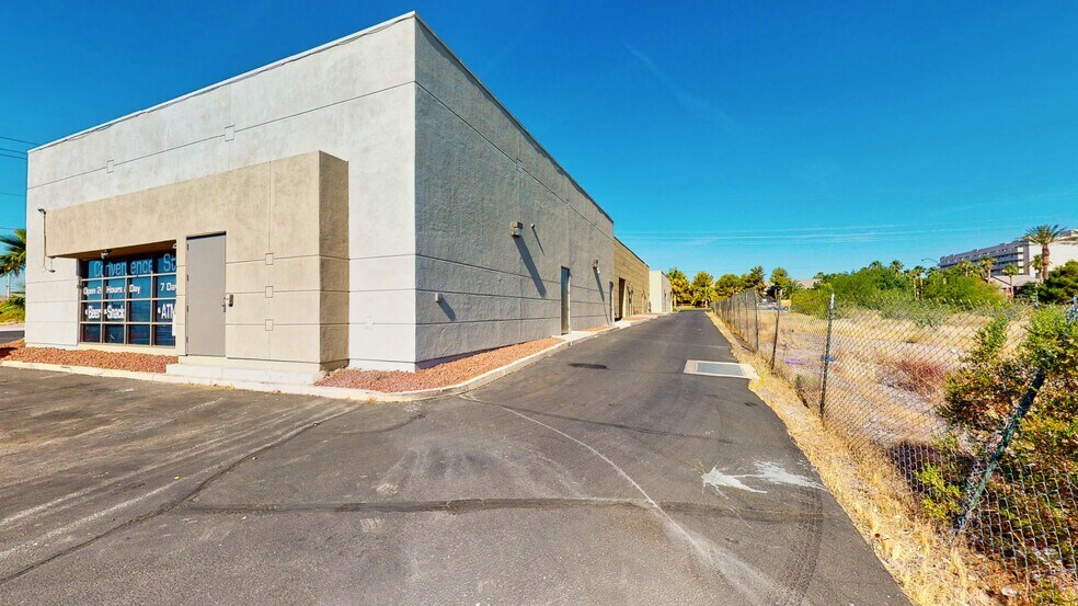 More Photos Of 8480 S Las Vegas Blvd, Las Vegas Unknown For Lease