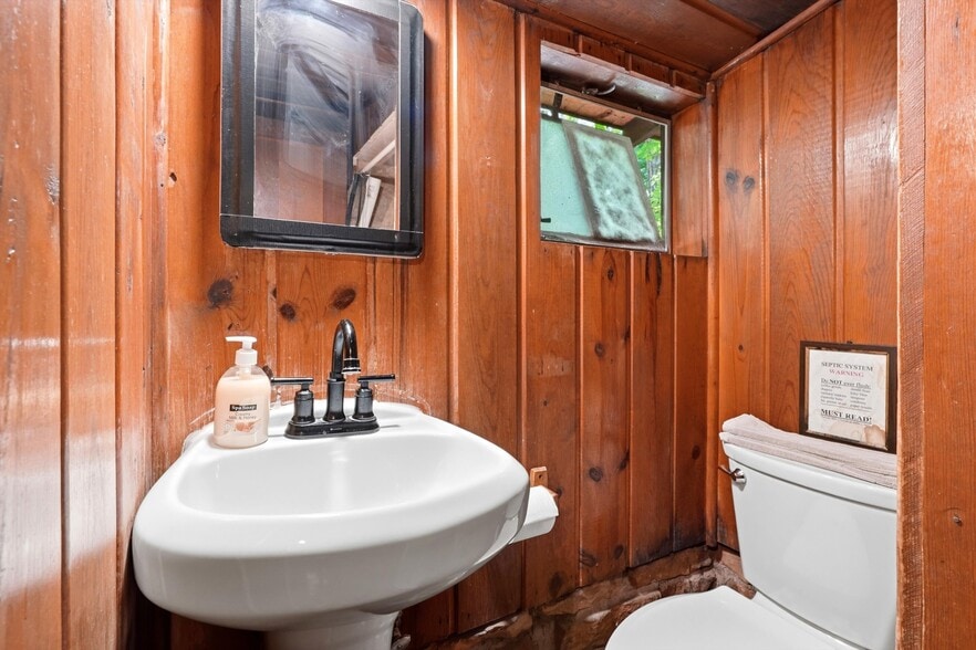 More Photos Of 1355 E Christopher Creek Loop, Payson Hotel For Sale