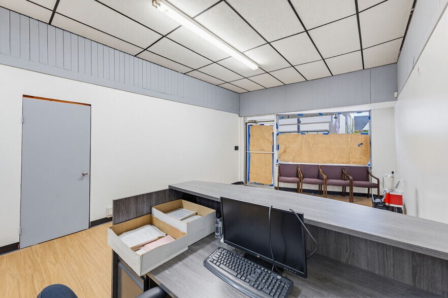 More Photos Of 309-313 W Milwaukee St, Janesville Apartments For Sale