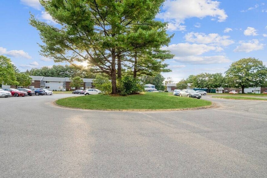 More Photos Of 279 Amherst Rd, Sunderland Apartments For Sale