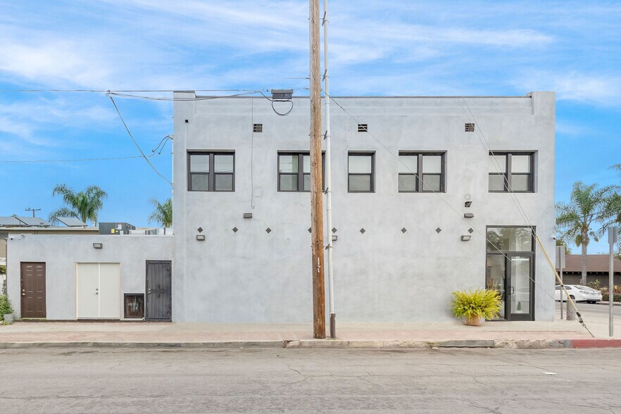 More Photos Of 1427 E 4th St, Long Beach Apartments For Sale