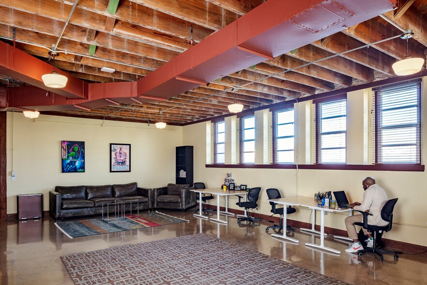 More Photos Of 3908 Avenue B, Austin Office For Lease