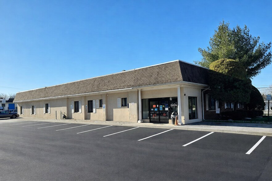 Primary Photo Of 363 Old Hook Rd, Westwood Medical For Sale