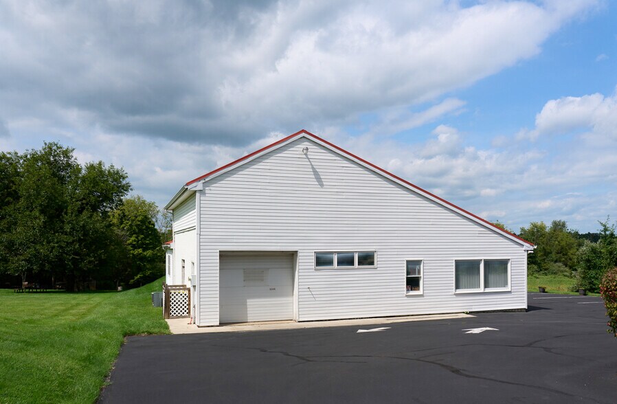 More Photos Of 7078 Easton Rd, Pipersville Auto Repair For Sale