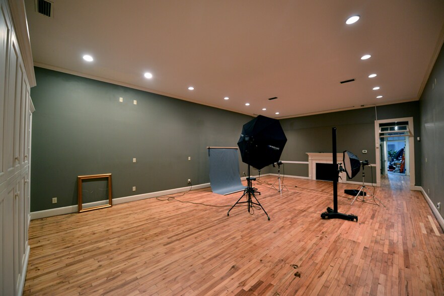 More Photos Of 1227 6th Ave, Columbus Office For Lease