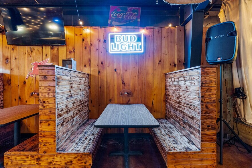 More Photos Of 3801 Happy Bend Rd, Atkins Restaurant For Sale