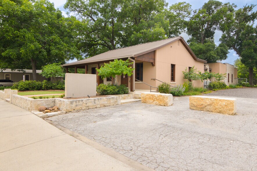 More Photos Of 302 S Main St, Boerne Land For Sale