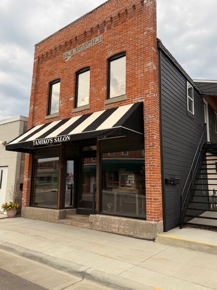 More Photos Of 111 E Grove St, Caledonia General Retail For Sale