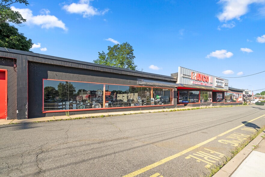 More Photos Of 309 US Highway 46, Little Ferry General Retail For Sale