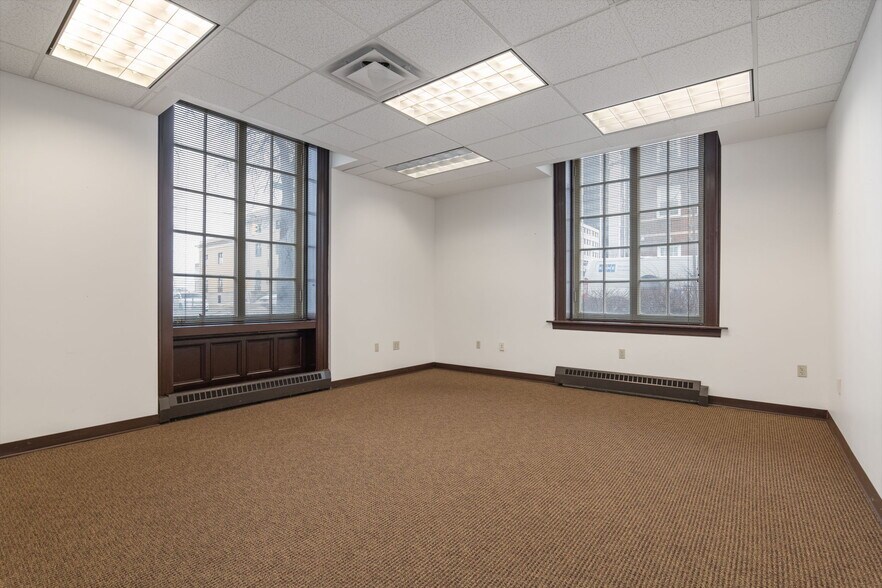More Photos Of 19 Dove St, Albany Coworking Space