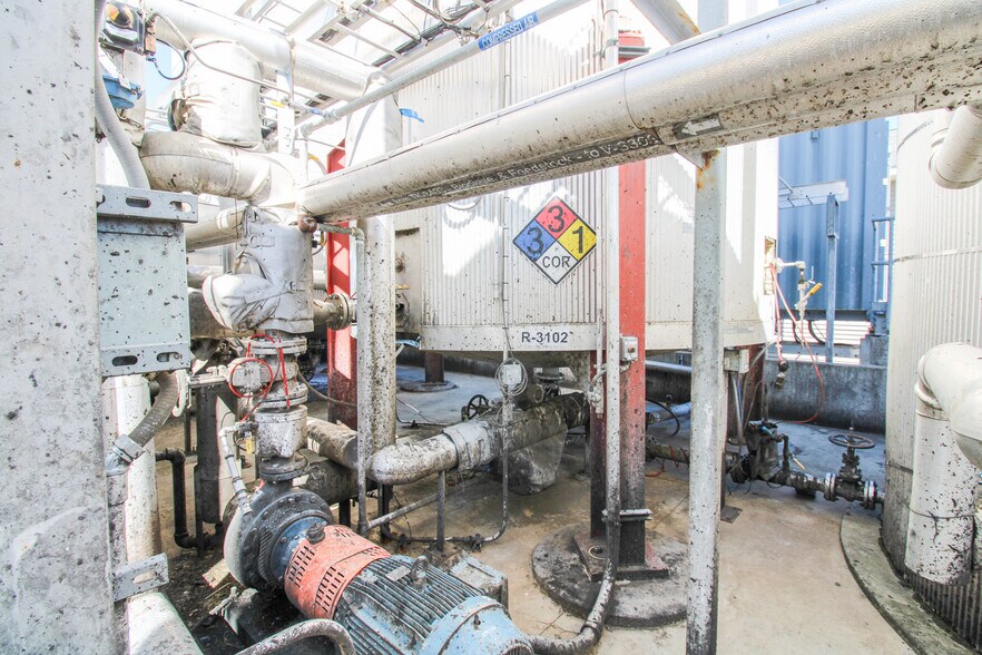 More Photos Of 5640 44th Ave S, Clinton Industrial For Sale
