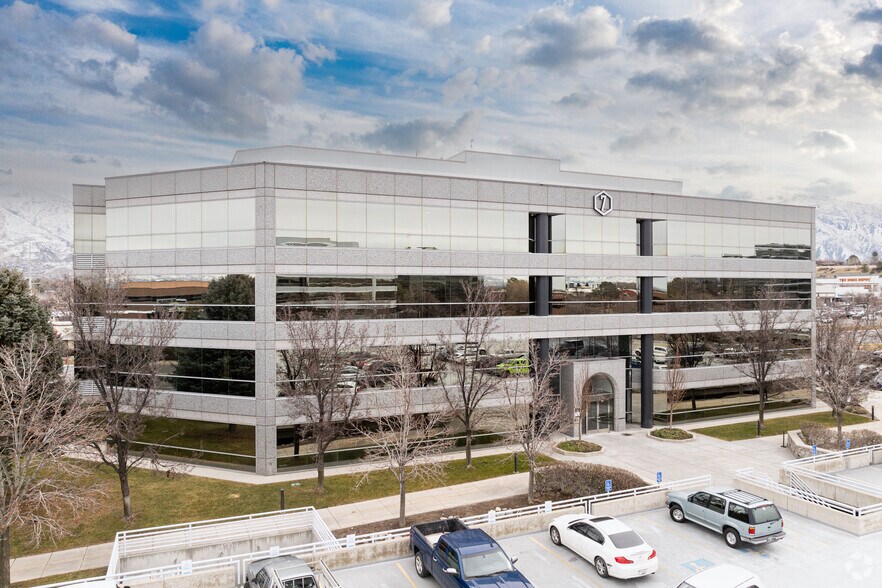 More Photos Of 6955-6965 S Union Park Ctr, Cottonwood Heights Unknown For Lease