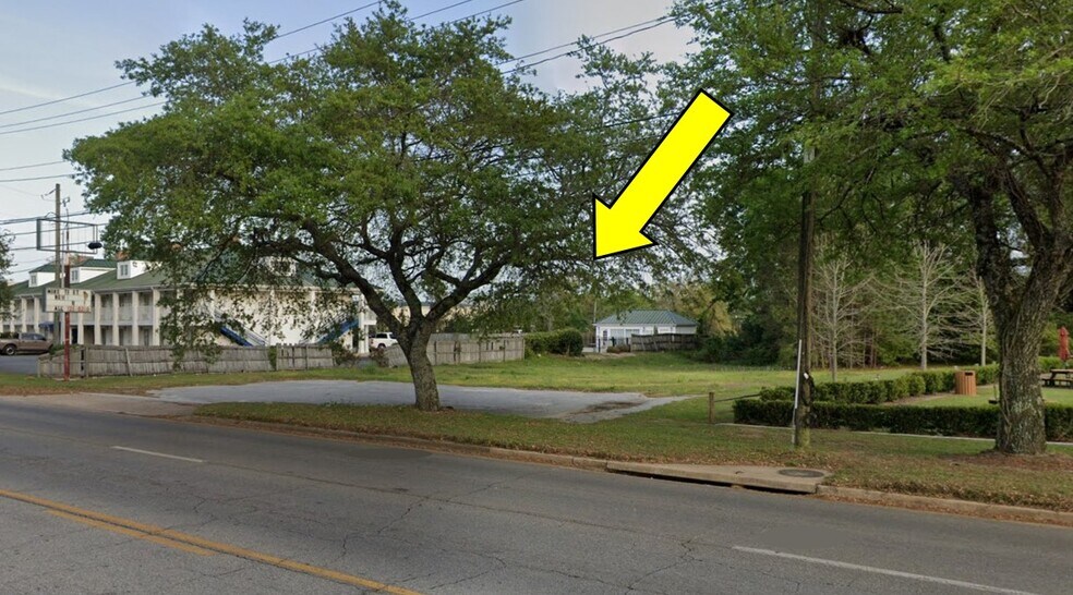 More Photos Of 1460 Remington Ave, Thomasville Land For Sale