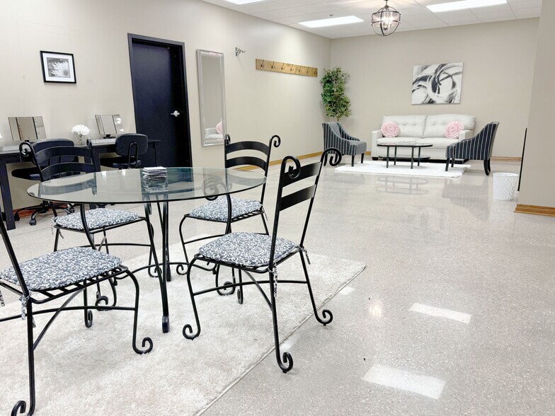 More Photos Of 1610 SE 3rd St, Newton Lodge Meeting Hall For Sale