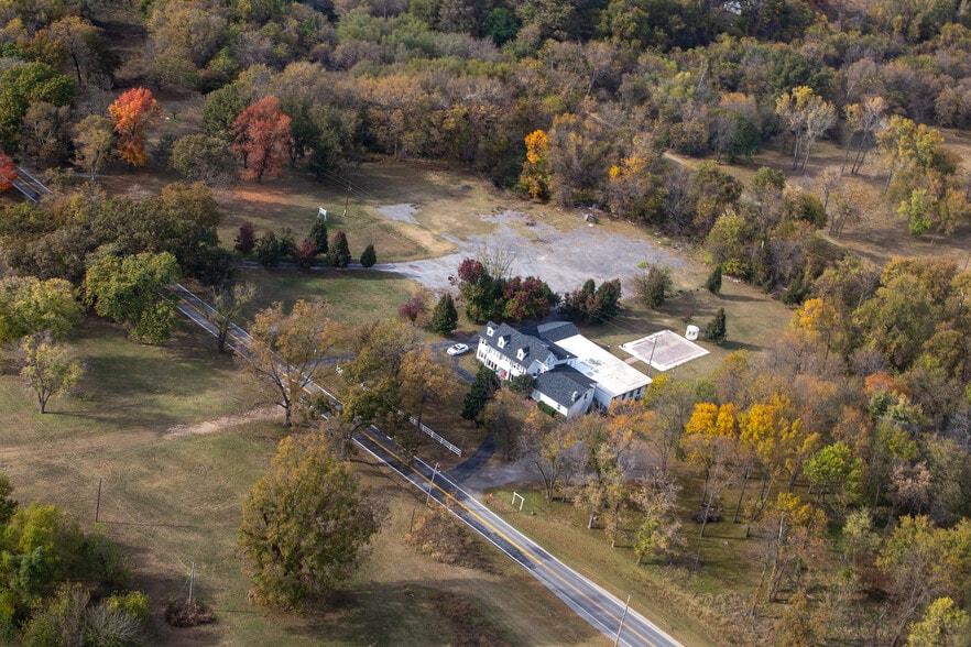 Primary Photo Of 1 W 81st St, Tulsa Lodge Meeting Hall For Sale
