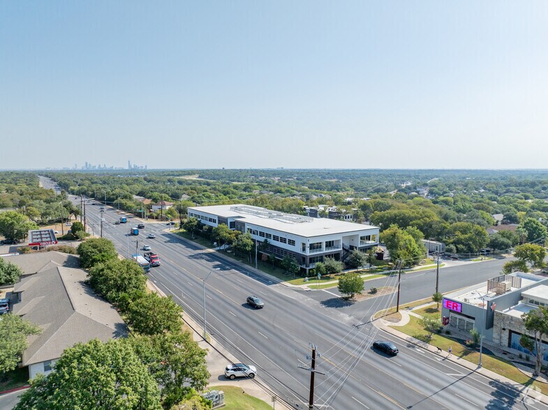More Photos Of 8701 Menchaca Rd, Austin Medical For Sale