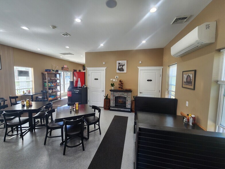 More Photos Of 605 Wolcott Rd, Wolcott Specialty For Sale