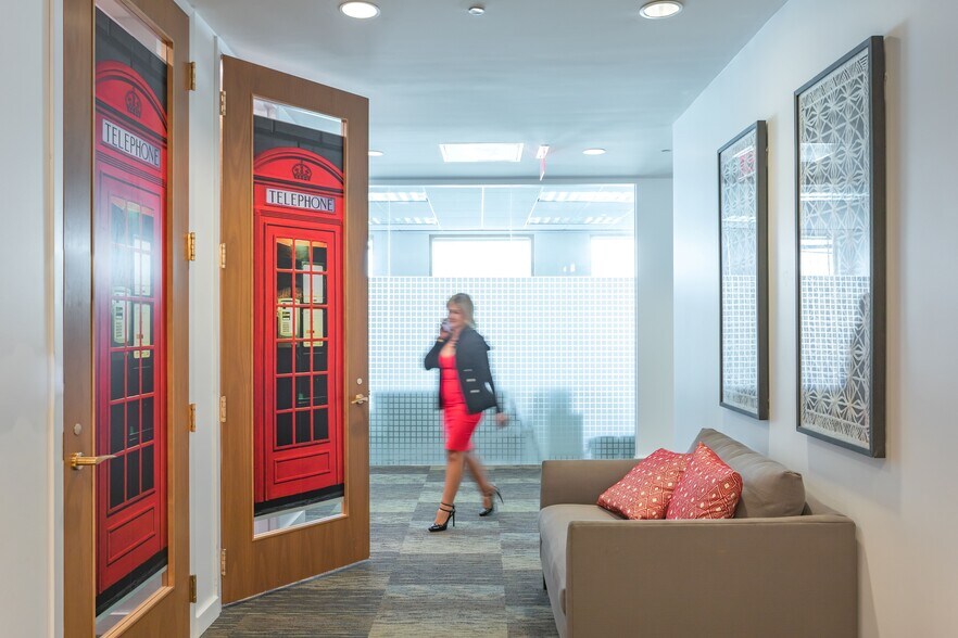 More Photos Of 121 Alhambra Plz, Coral Gables Office For Lease