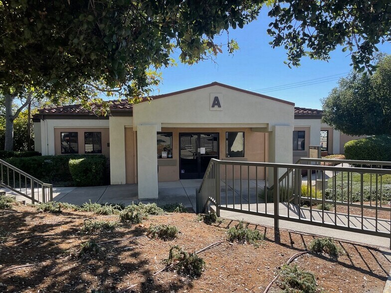 Primary Photo Of 1551 Bishop St, San Luis Obispo Medical For Lease