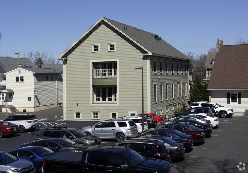 More Photos Of 85 S Main St, Yardley Office For Lease