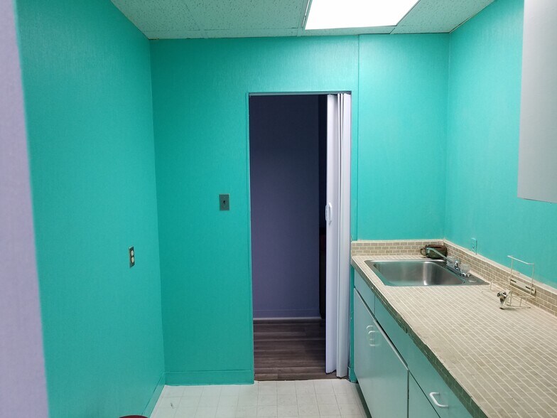 More Photos Of 3611 Branch Ave, Temple Hills Medical For Lease