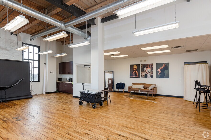 More Photos Of 1513 E Cleveland Ave, East Point Unknown For Sale