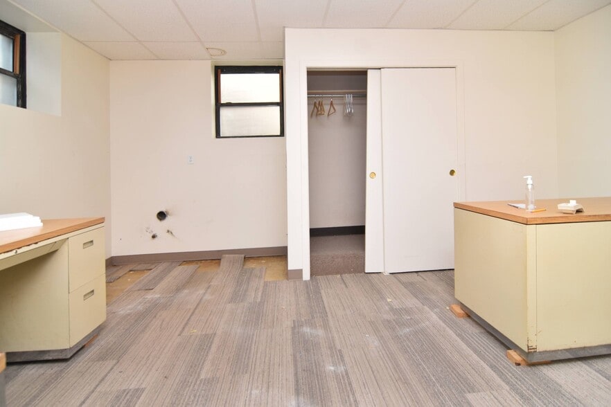 More Photos Of 862 Charles St, Providence Medical For Sale