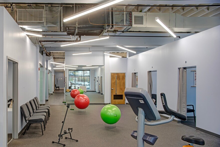 More Photos Of 1900 N Howard St, Baltimore Loft Creative Space For Lease