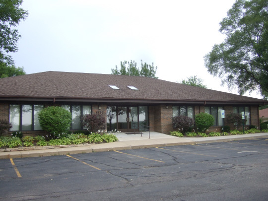 Primary Photo Of 1437 S Bell School Rd, Rockford Medical For Sale